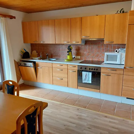 Tschengla Mit Eigener Sonnenterrasse - Wiese - Wlan - Netflix Apartment Bürserberg