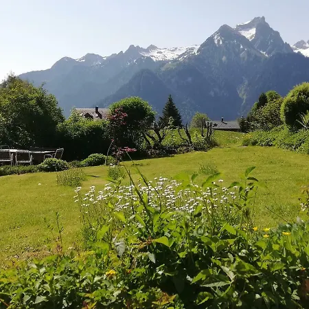 Tschengla Mit Eigener Sonnenterrasse - Wiese - Wlan - Netflix Apartment *