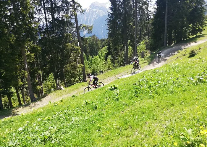 Tschengla Mit Eigener Sonnenterrasse - Wiese - Wlan Διαμέρισμα Bürserberg